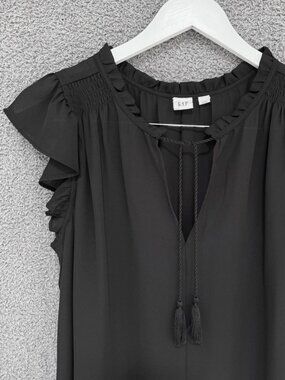 GAP Ruffle Sleeve Smock Shoulder split-neck black blouse Large